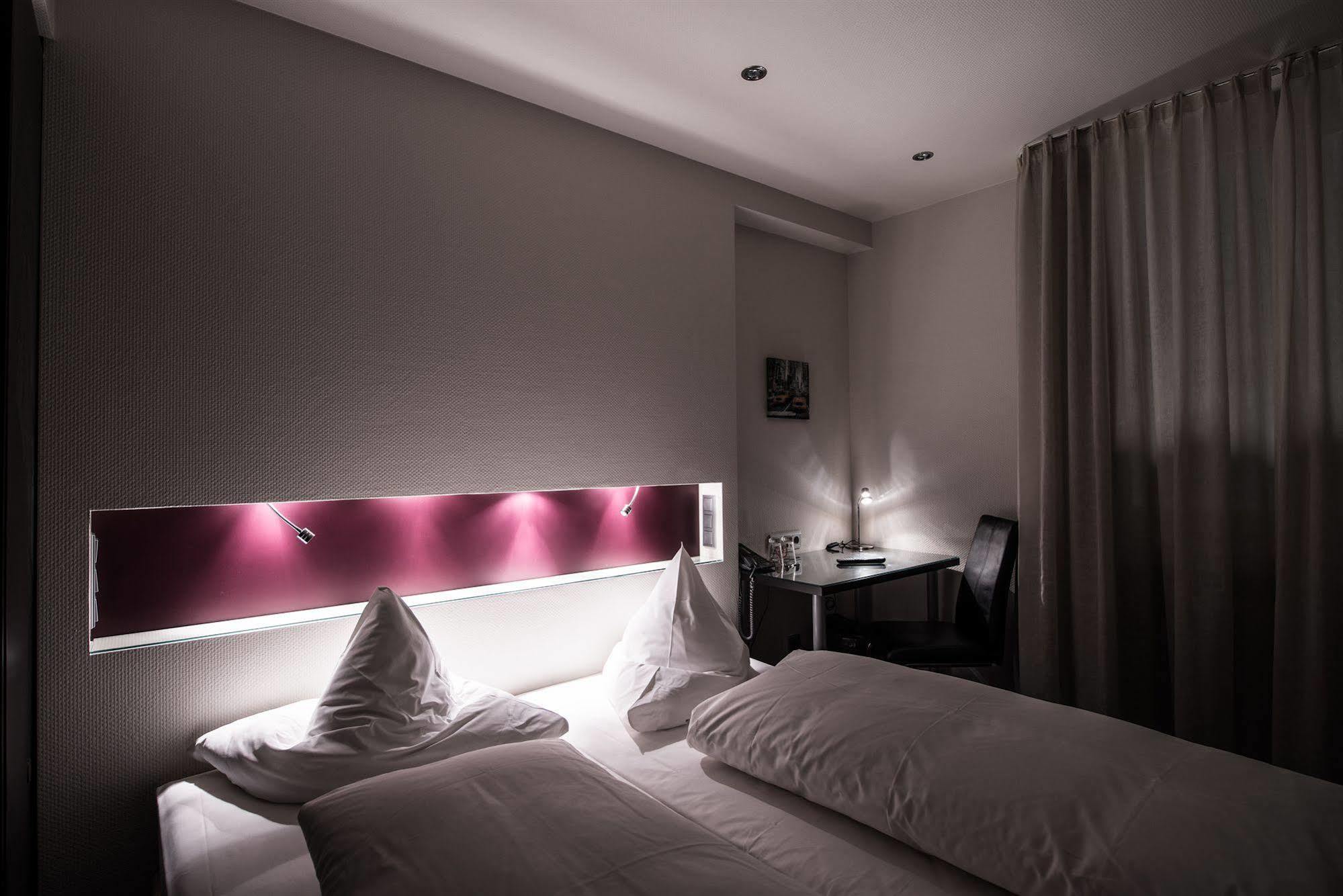 Hotel Am Augustinerplatz Köln